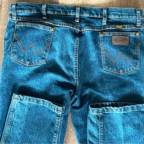 Wrangler Slim Fit Men’s Jeans - Picture 3 of 10